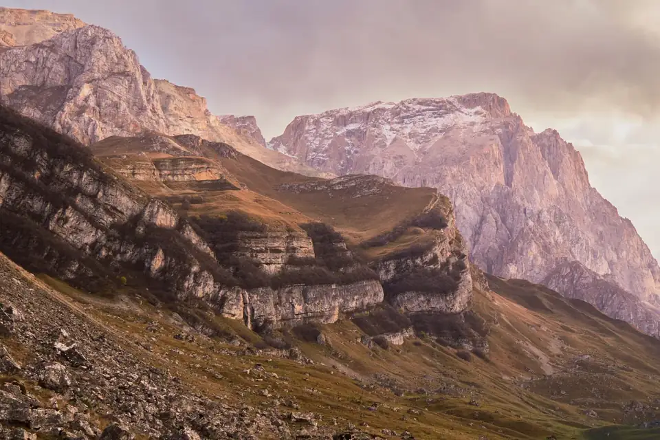 A private mountain journey to Azerbaijan&rsquo;s best-known alpine resort and the dramatic Qusar landscape.